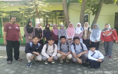 Siswa MTsN 2 Nganjuk Meraih Prestasi di Ajang “East Java Student Competition